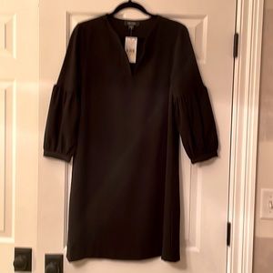 NWT Karen Kane Bishop sleeve dress